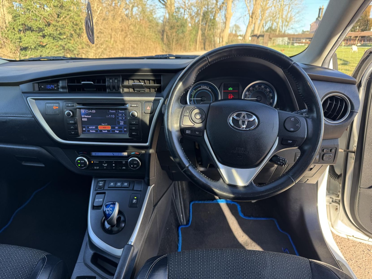 Used Toyota Auris 2013 for sale - 77233727: Photo 11