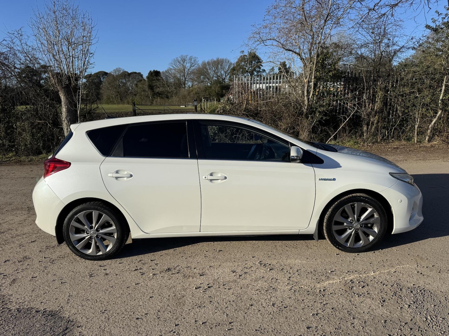 Used Toyota Auris 2013 for sale - 77233727: Photo 2