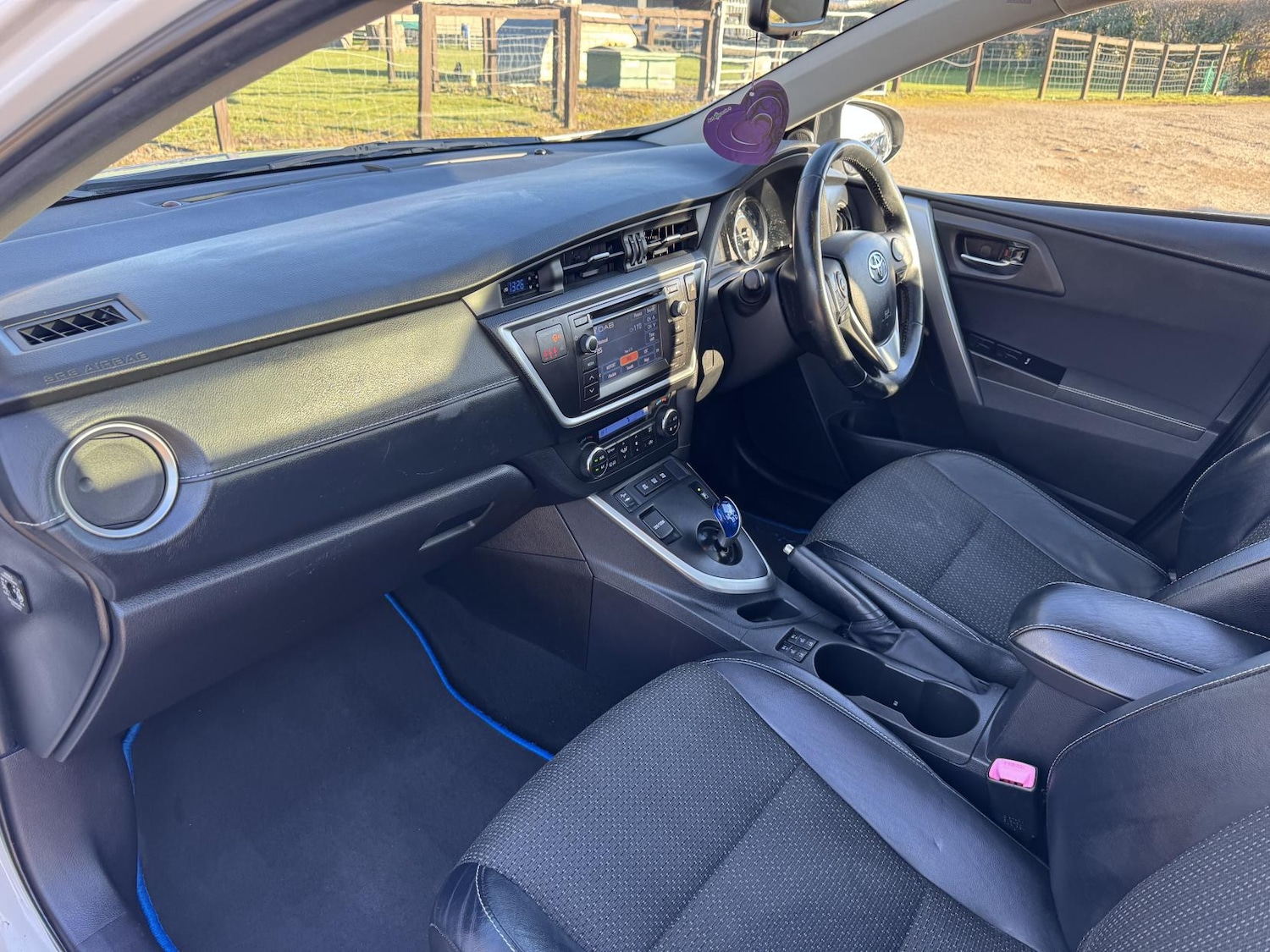 Used Toyota Auris 2013 for sale - 77233727: Photo 25