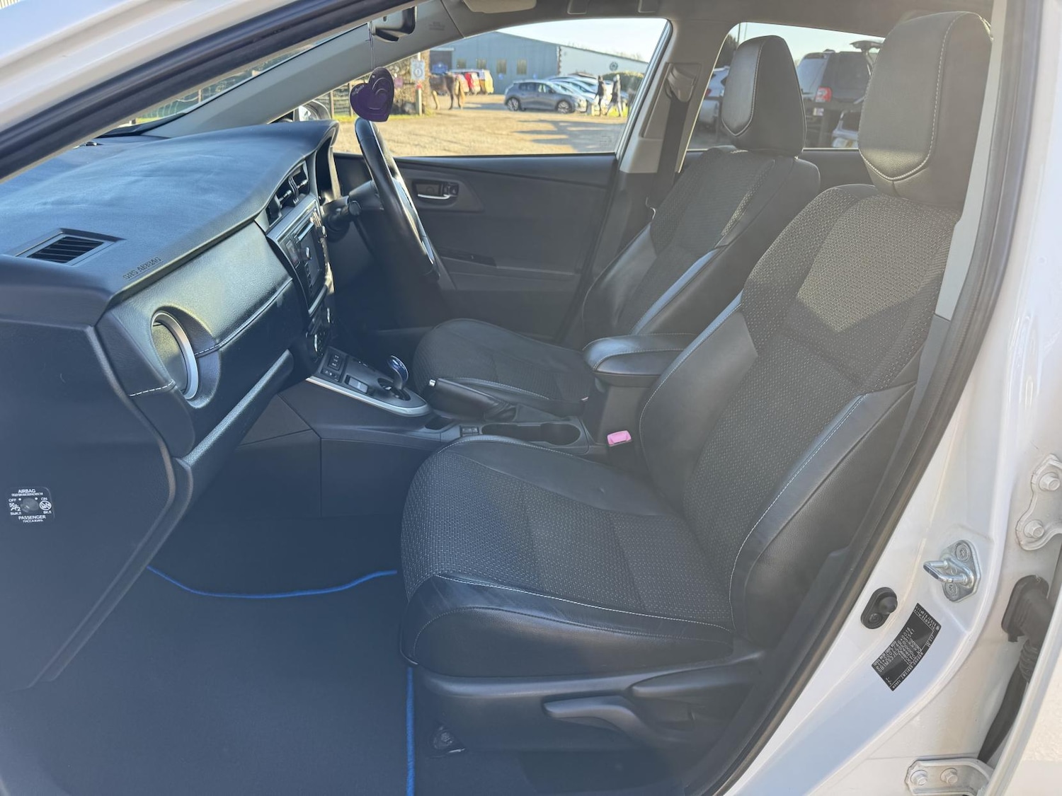 Used Toyota Auris 2013 for sale - 77233727: Photo 26