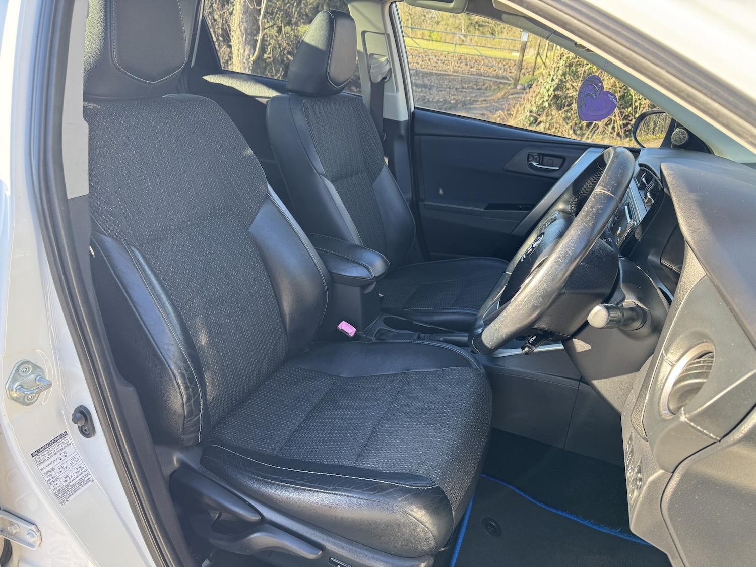 Used Toyota Auris 2013 for sale - 77233727: Photo 9