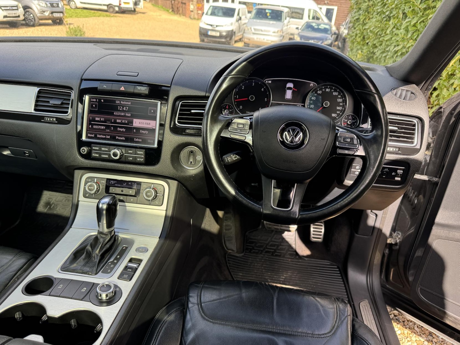 Used Volkswagen Touareg 2012 for sale - 78067649: Photo 11