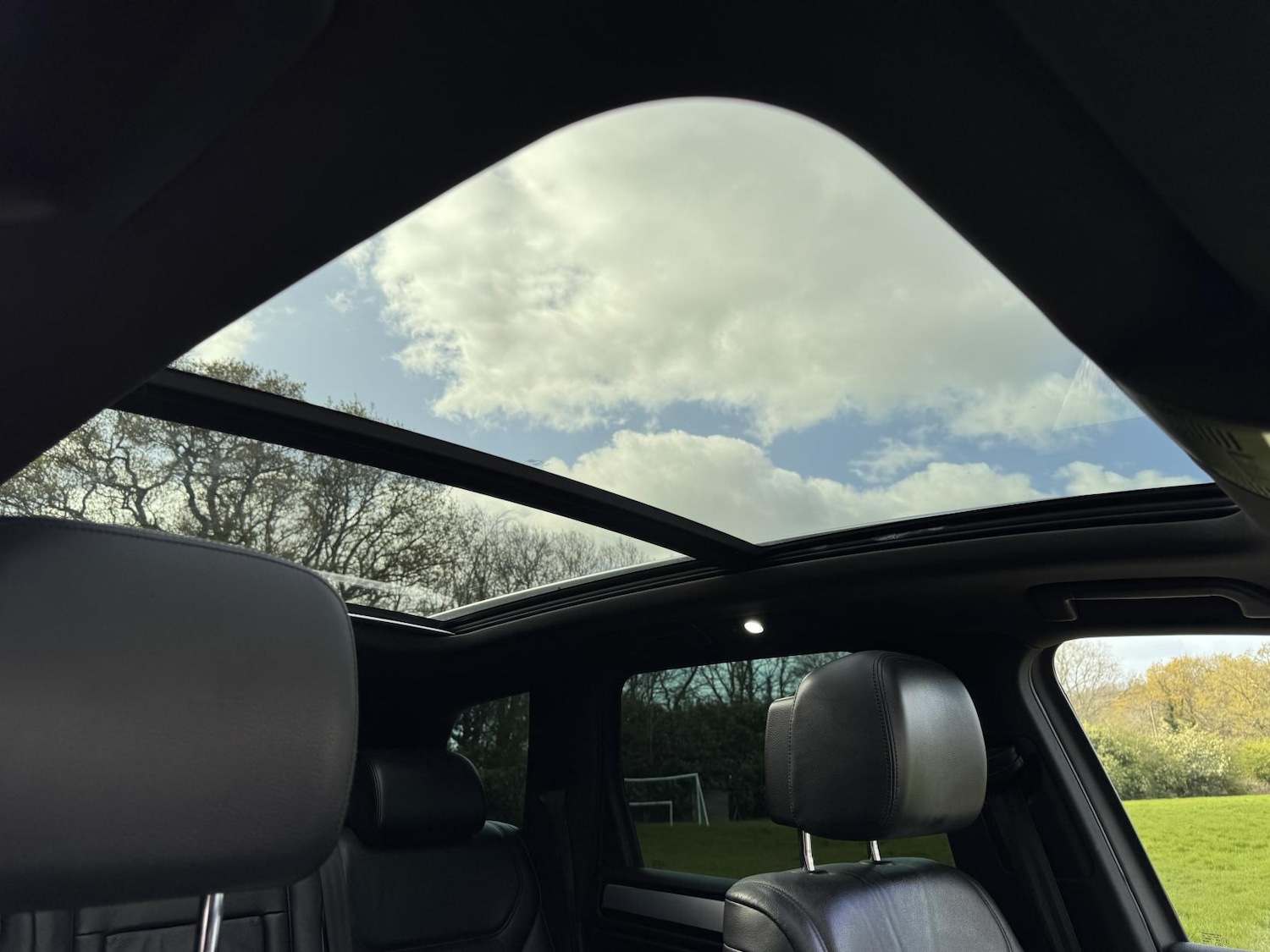 Used Volkswagen Touareg 2012 for sale - 78067649: Photo 22