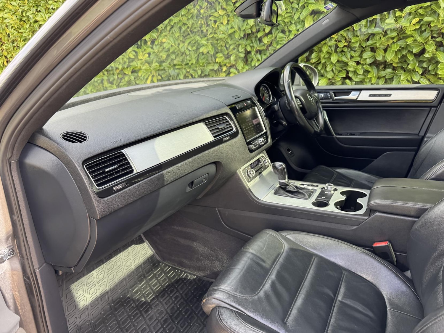 Used Volkswagen Touareg 2012 for sale - 78067649: Photo 26