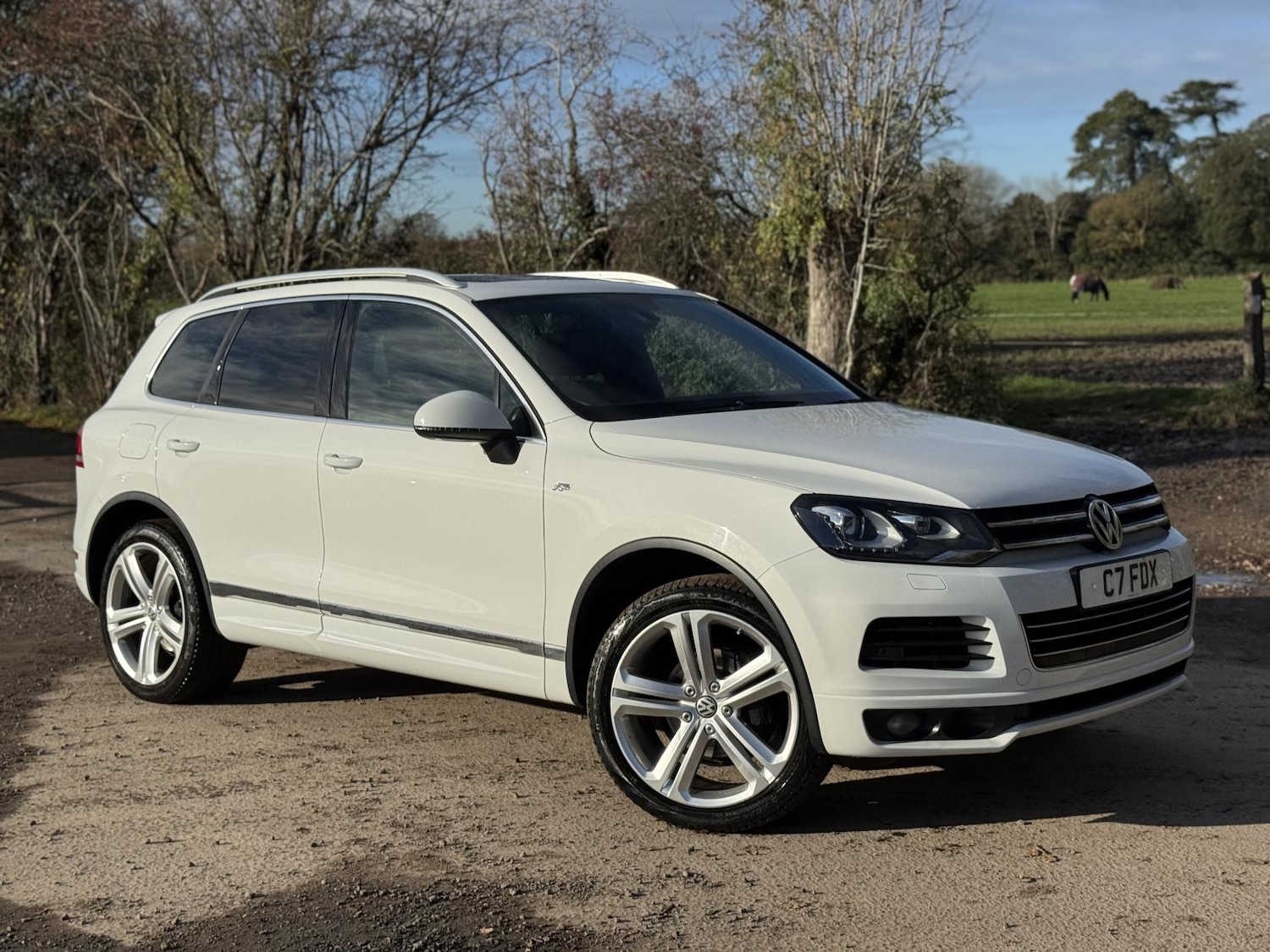 Used Volkswagen Touareg 2013 for sale - 76726212: Photo 1