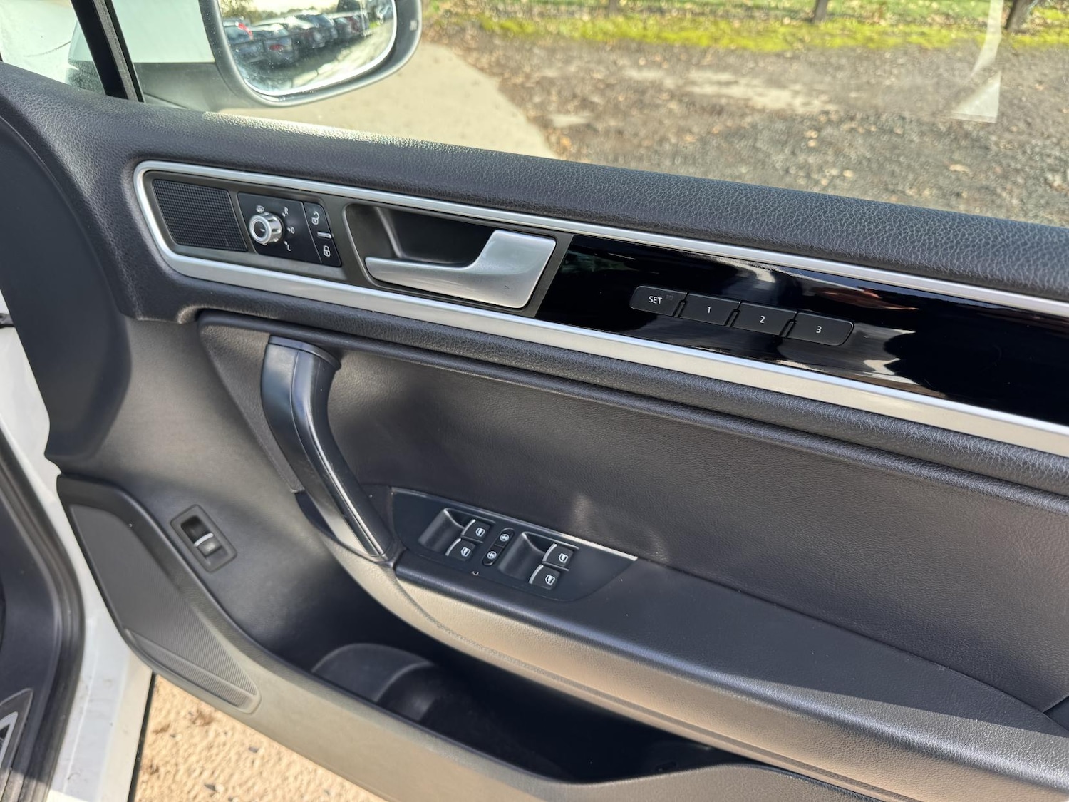 Used Volkswagen Touareg 2013 for sale - 76726212: Photo 13