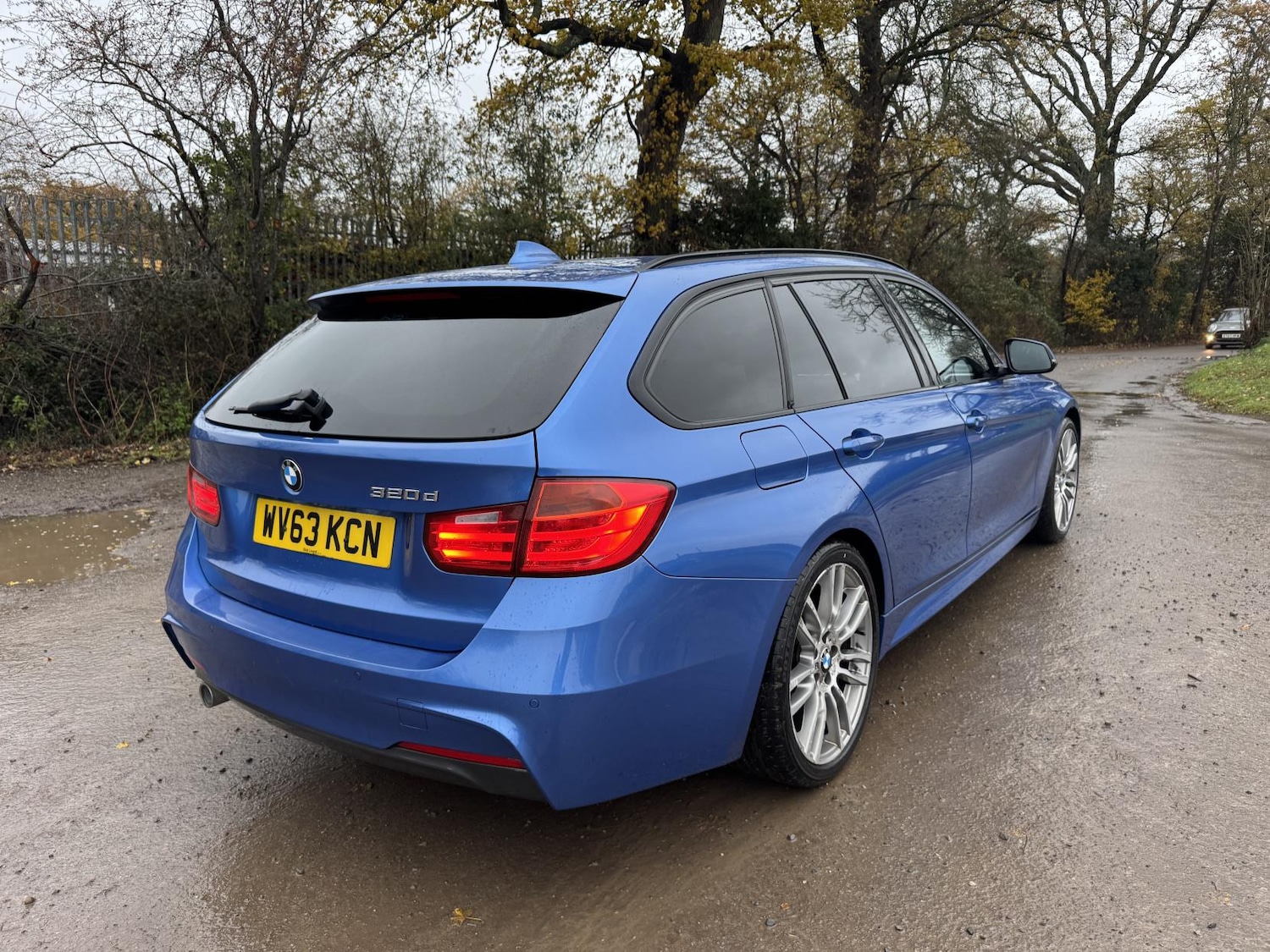 Used BMW 3 Series 2013 for sale - 76770312: Photo 3