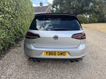 Used Volkswagen Golf 2017 for sale - 79383674: Photo