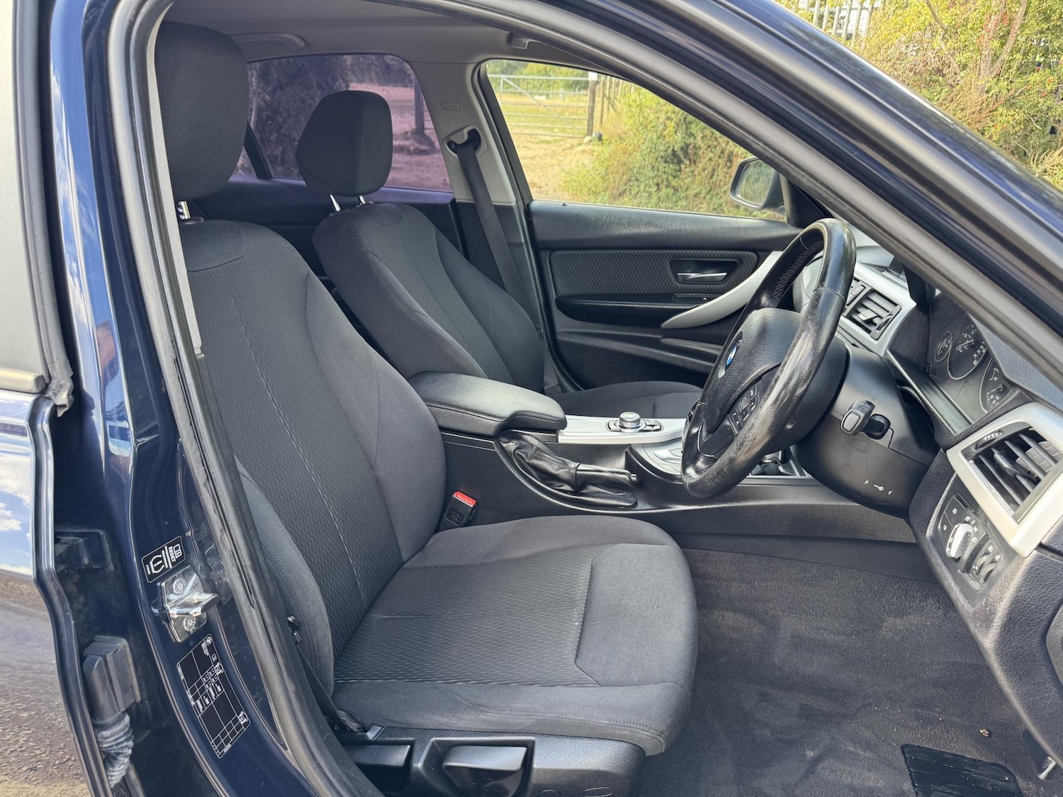 Used BMW 3 Series 2012 for sale - 76726191: Photo 10