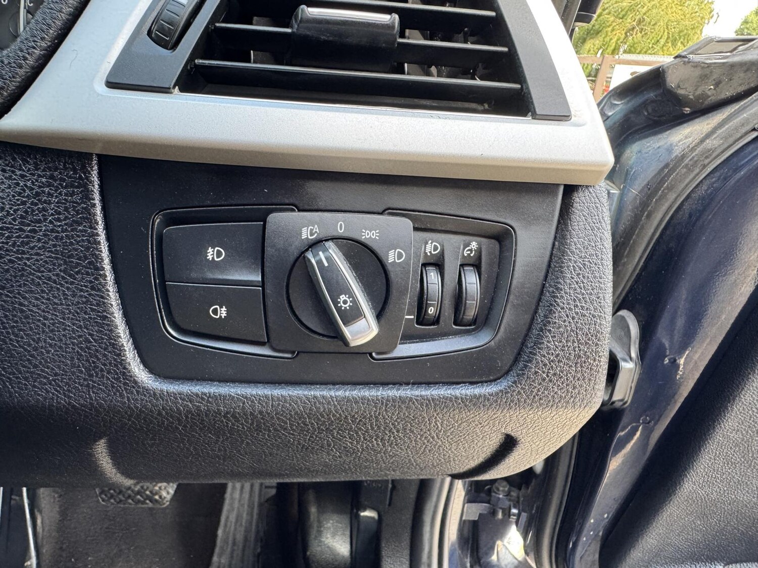 Used BMW 3 Series 2012 for sale - 76726191: Photo 14