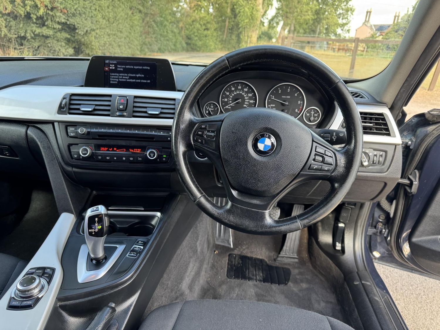 Used BMW 3 Series 2012 for sale - 76726191: Photo 9