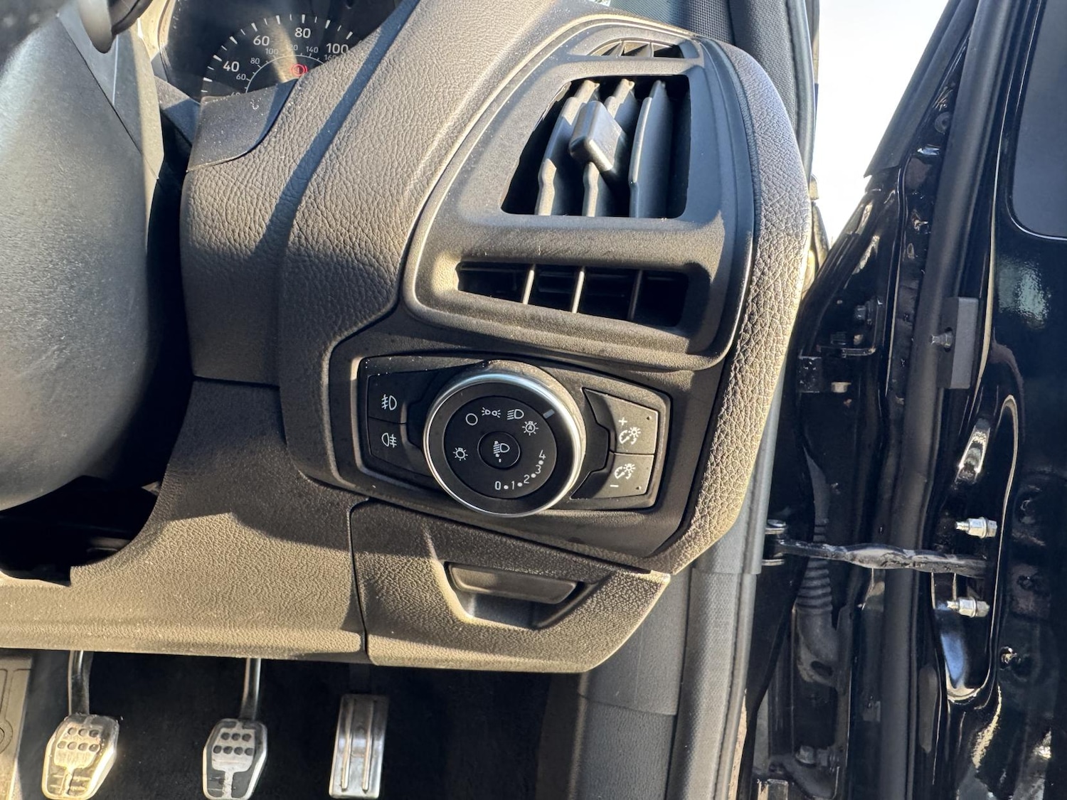 Used Ford Focus 2017 for sale - 77045544: Photo 15