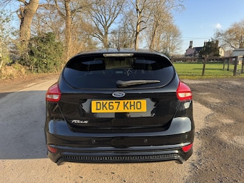 Used Ford Focus 2017 for sale - 77045544: Photo