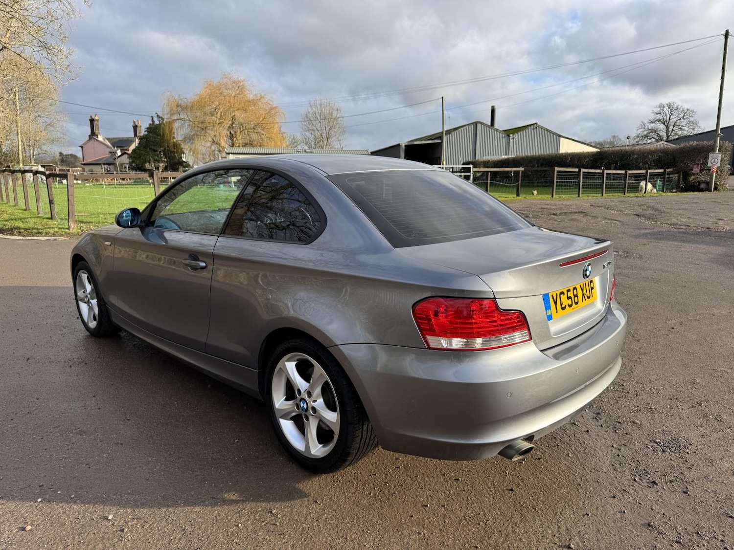 Used BMW 1 Series 2009 for sale - 77026209: Photo 5