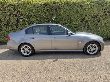 Used BMW 3 Series 2011 for sale - 79400145: Photo