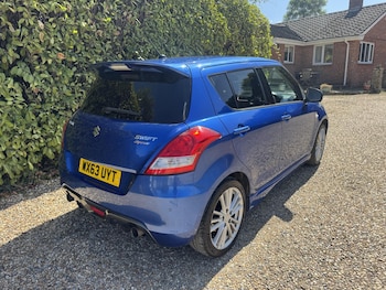Used Suzuki Swift 2013 for sale - 79606980: Photo