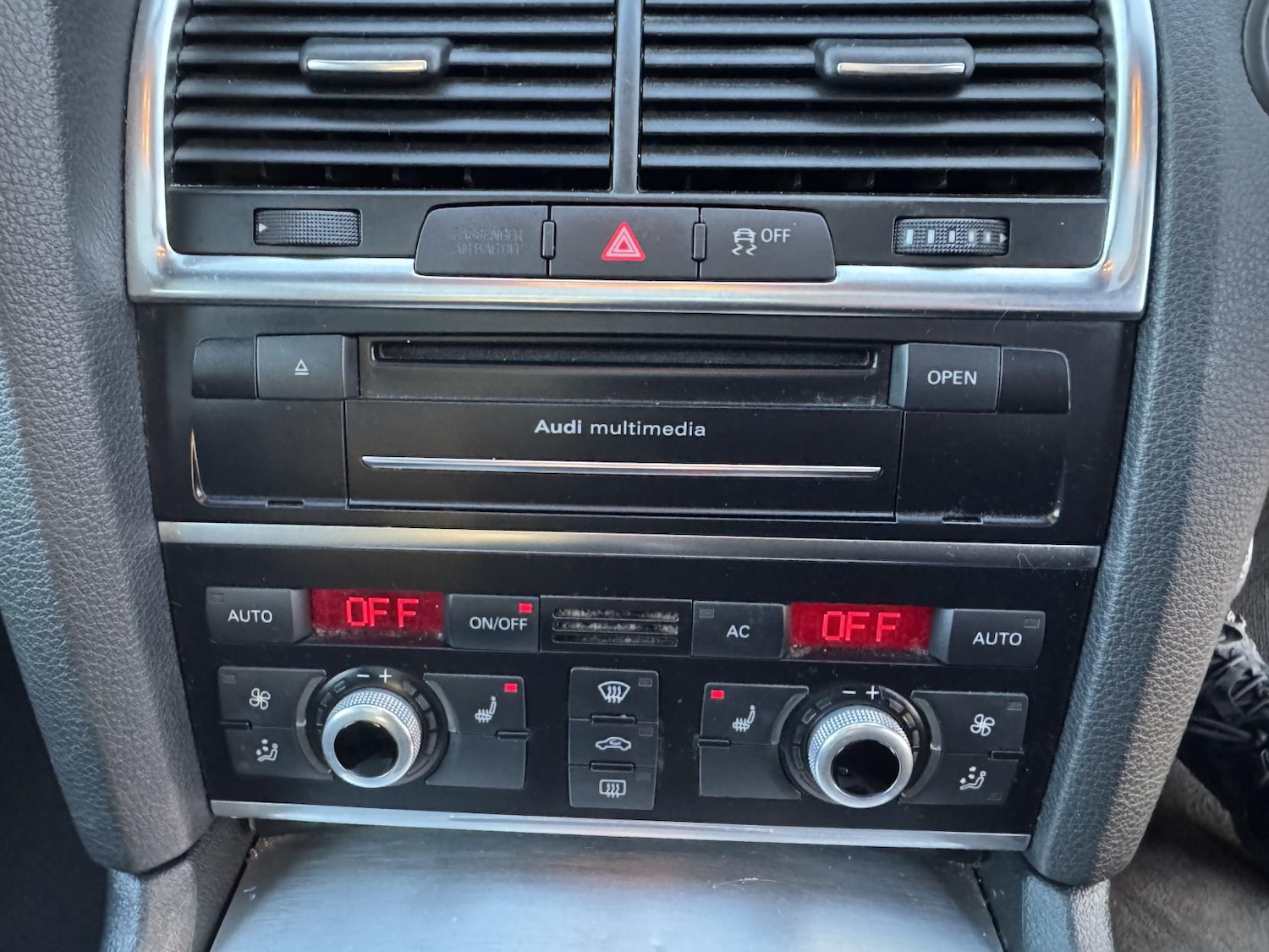 Used Audi Q7 2012 for sale - 76822118: Photo 28