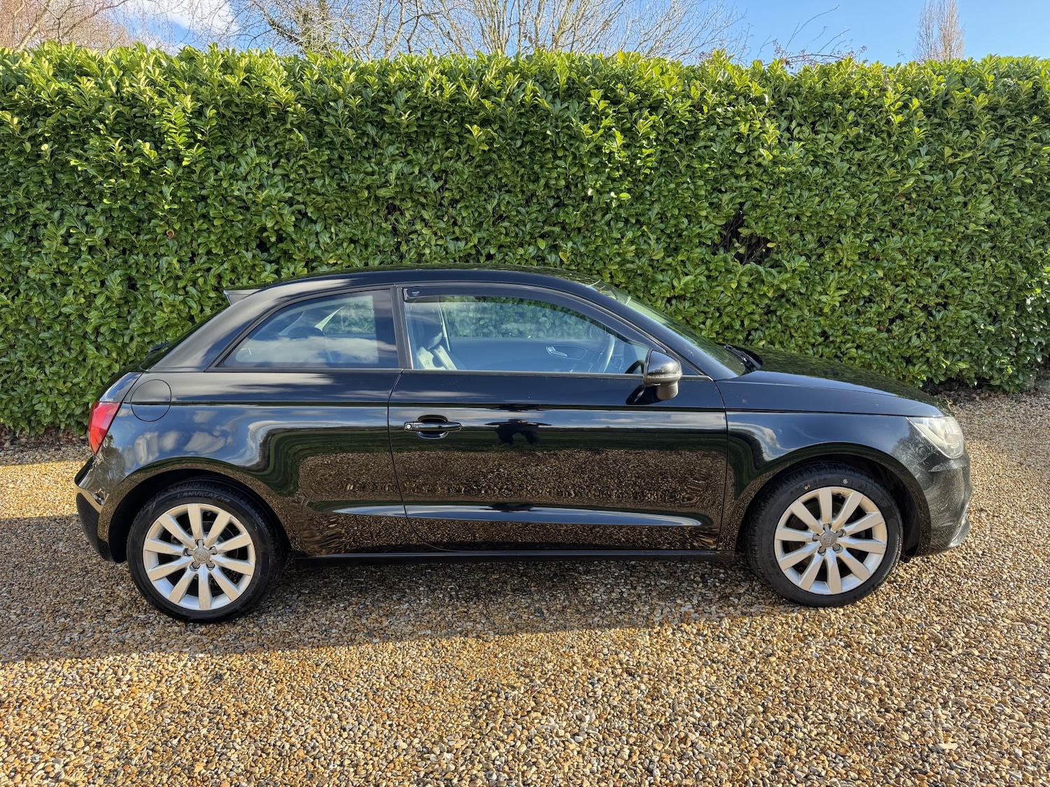 Used Audi A1 2015 for sale - 77357654: Photo 2