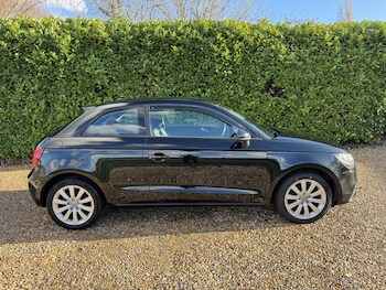 Used Audi A1 2015 for sale - 77357654: Photo