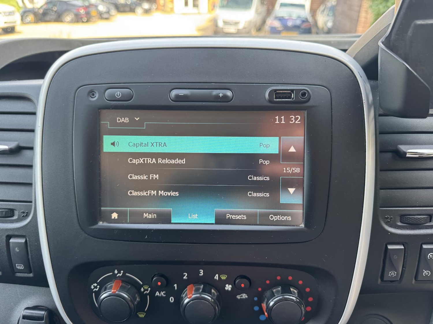 Used Renault Trafic 2016 for sale - 77965460: Photo 15