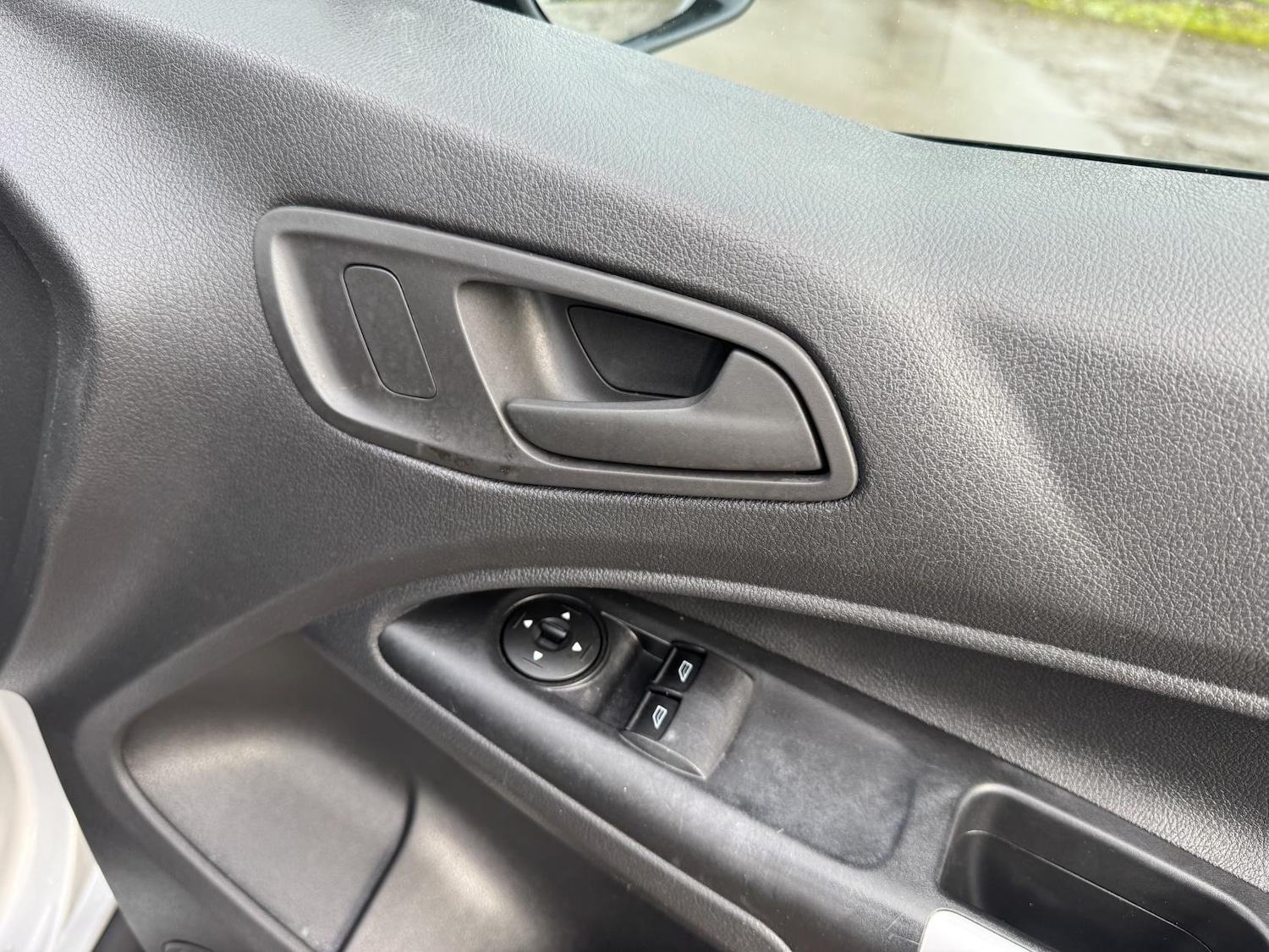 Used Ford Transit Connect 2015 for sale - 76922265: Photo 15