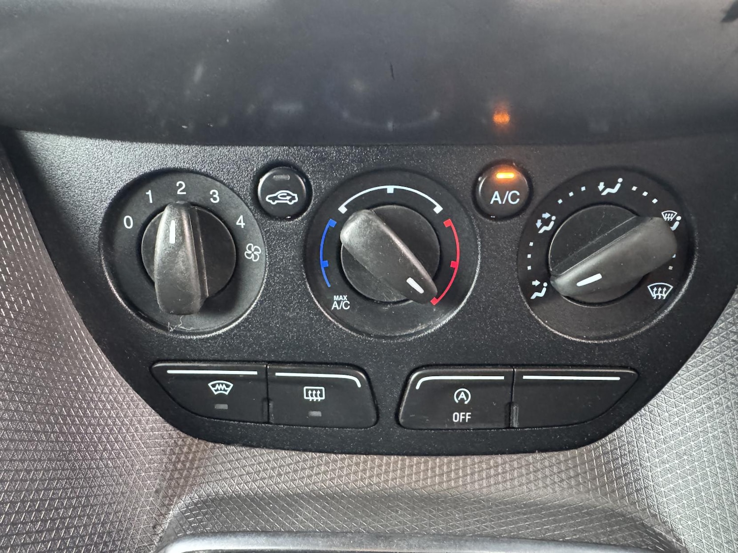 Used Ford Transit Connect 2015 for sale - 76922265: Photo 16