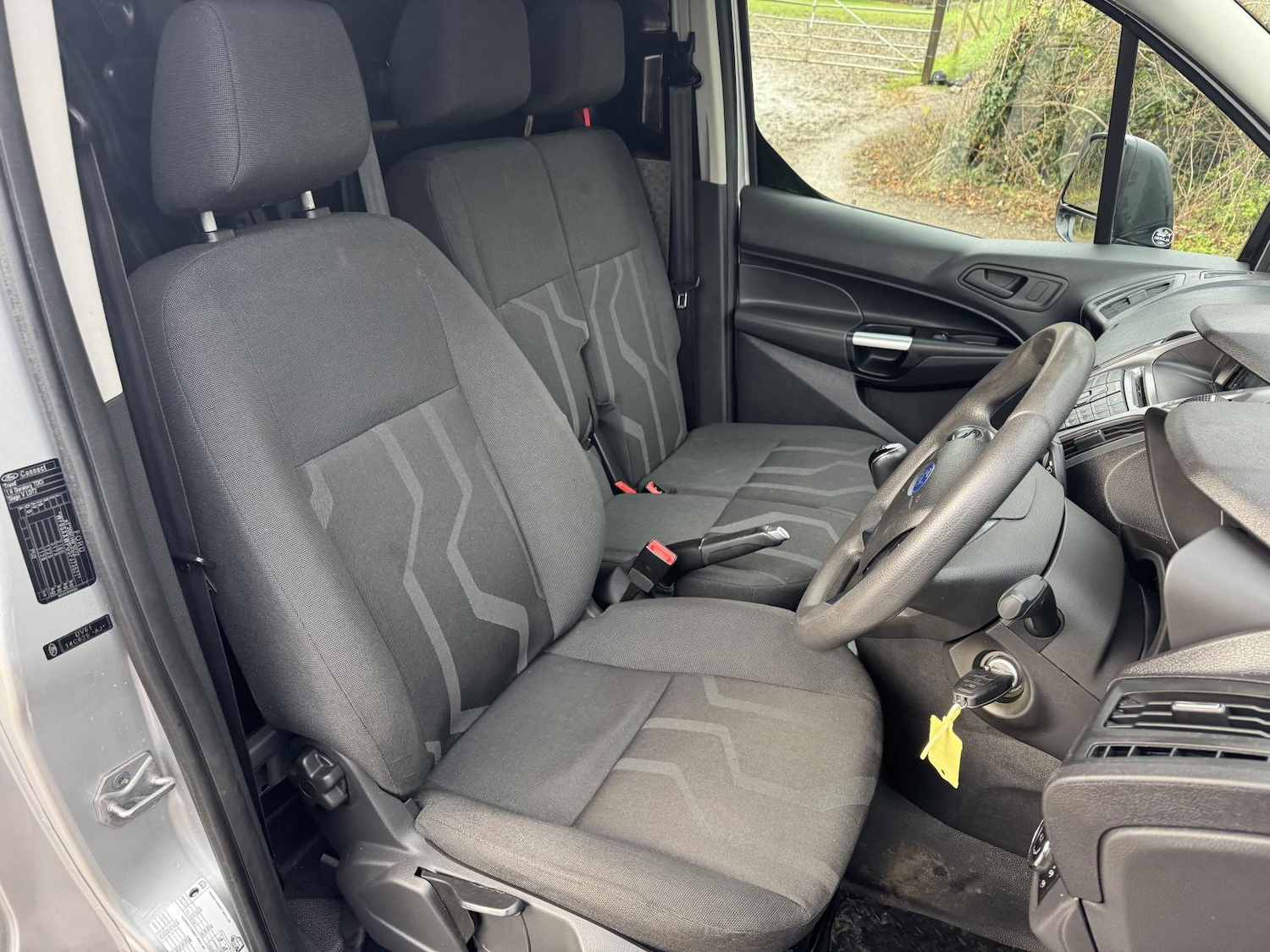 Used Ford Transit Connect 2015 for sale - 76922265: Photo 9