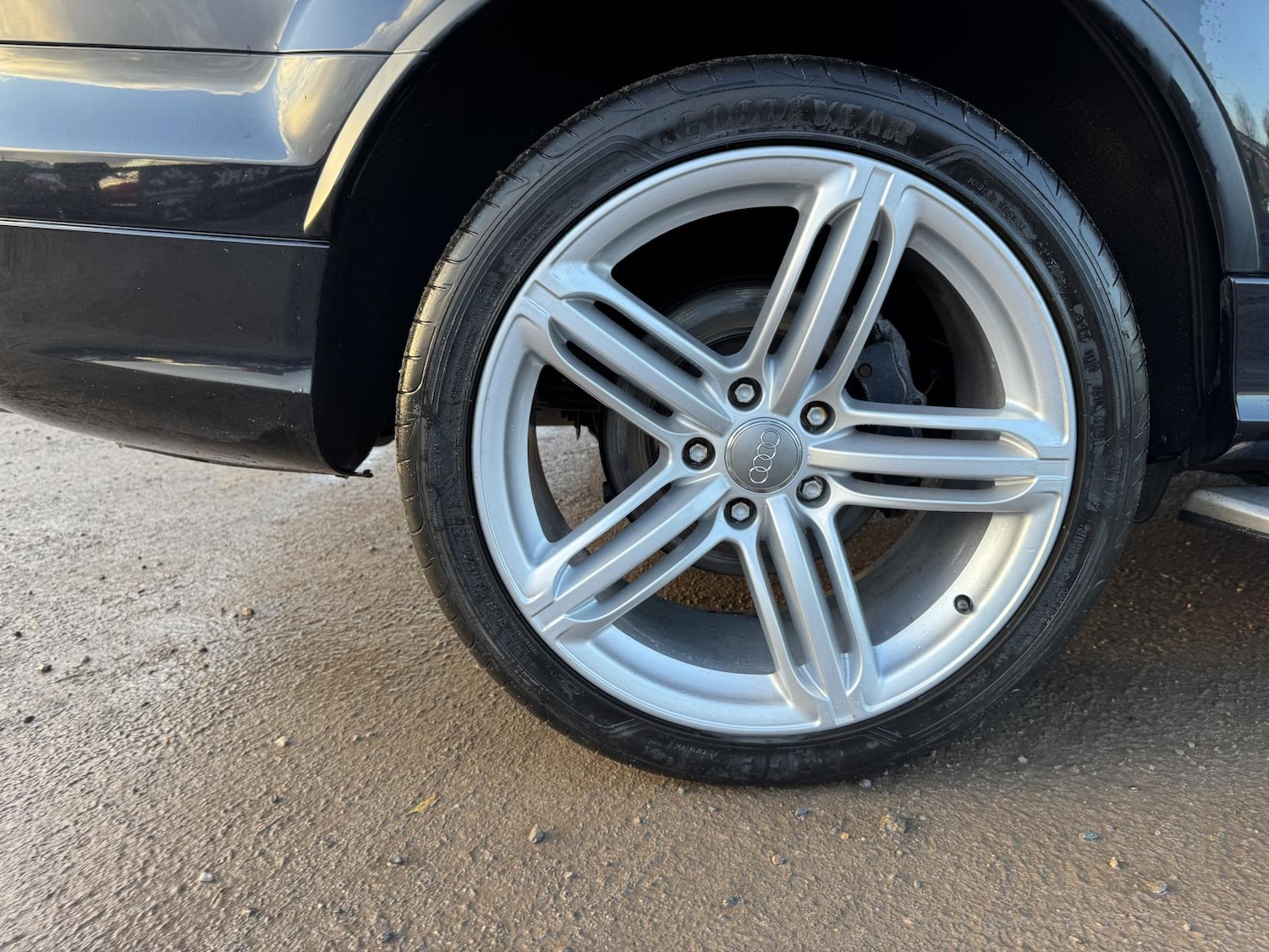 Used Audi Q7 2013 for sale - 76822119: Photo 33