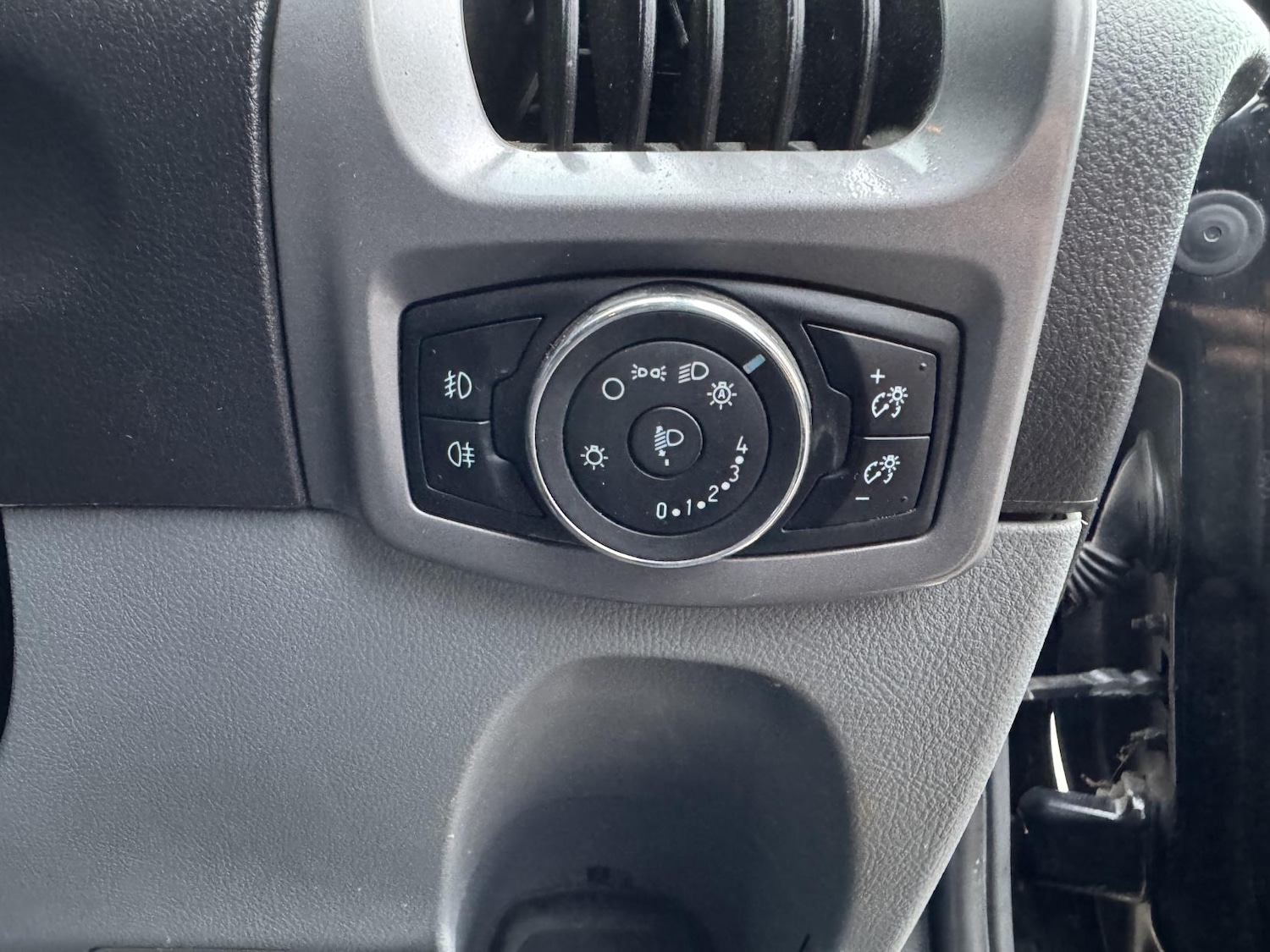 Used Ford Transit Custom 2016 for sale - 76960682: Photo 14