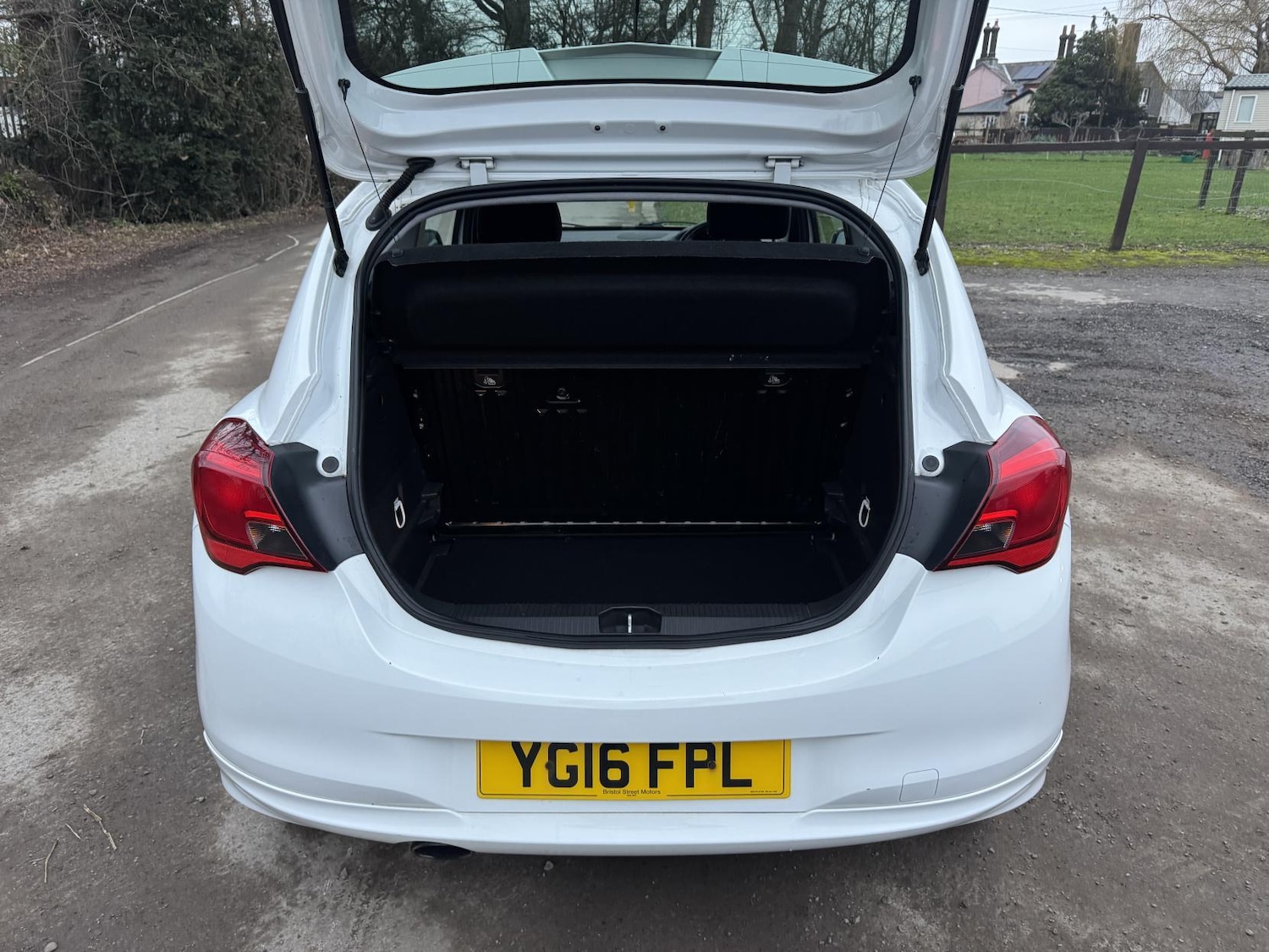 Used Vauxhall Corsa 2016 for sale - 77036954: Photo 20