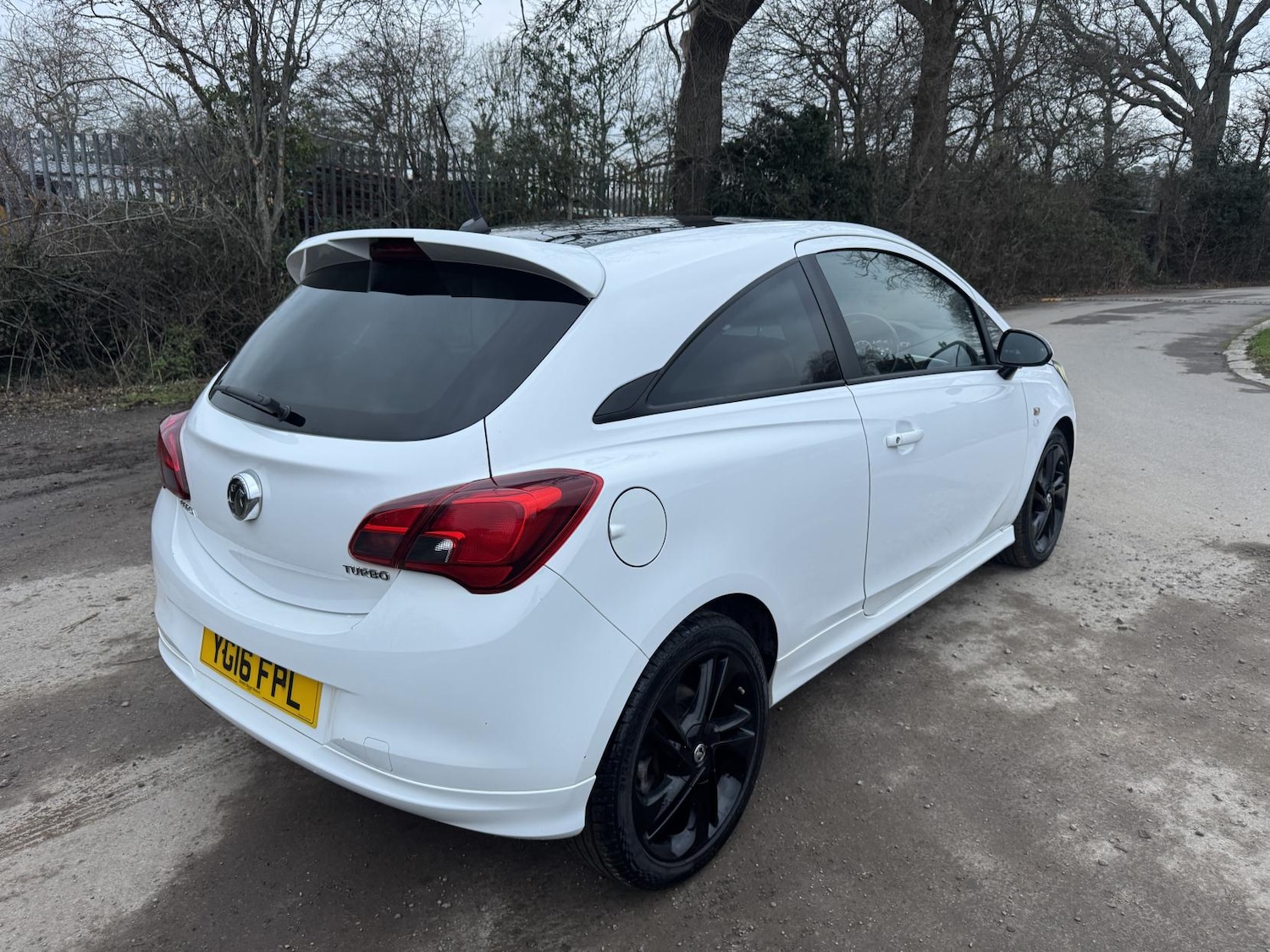 Used Vauxhall Corsa 2016 for sale - 77036954: Photo 3