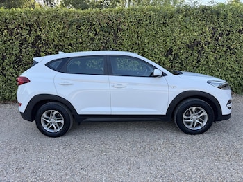 Used Hyundai TUCSON 2016 for sale - 79524750: Photo