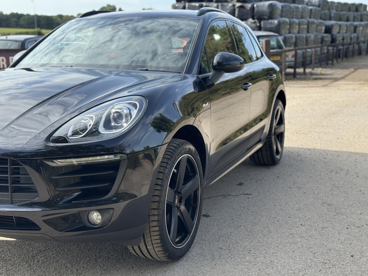 Used Porsche Macan 2015 for sale - 76750291: Photo 11