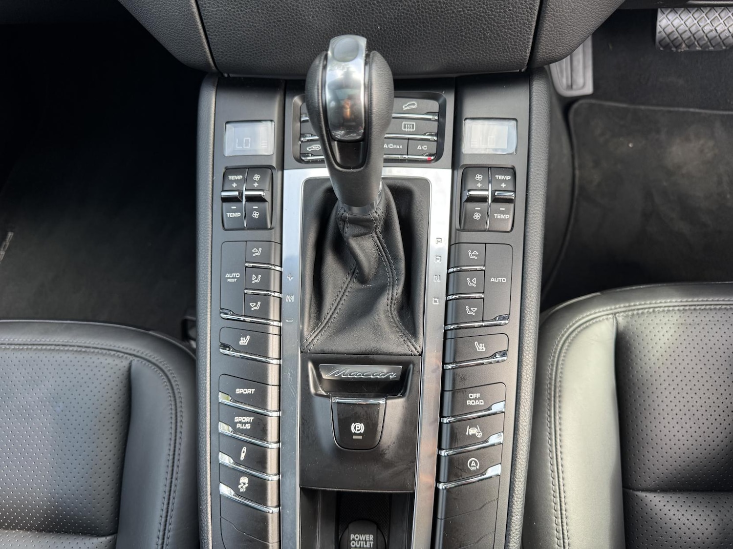 Used Porsche Macan 2015 for sale - 76750291: Photo 20