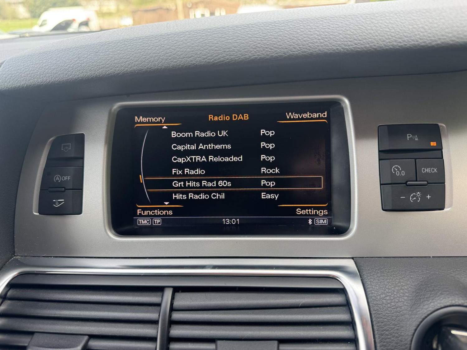 Used Audi Q7 2013 for sale - 77965465: Photo 23