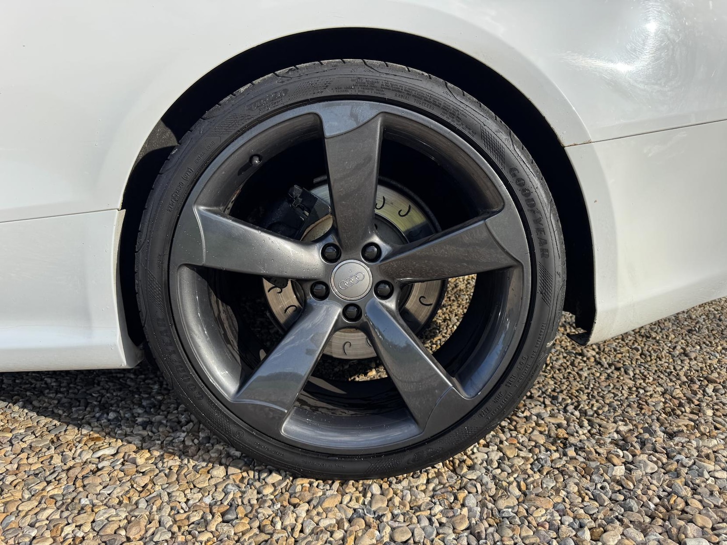 Used Audi RS5 2011 for sale - 77891848: Photo 9