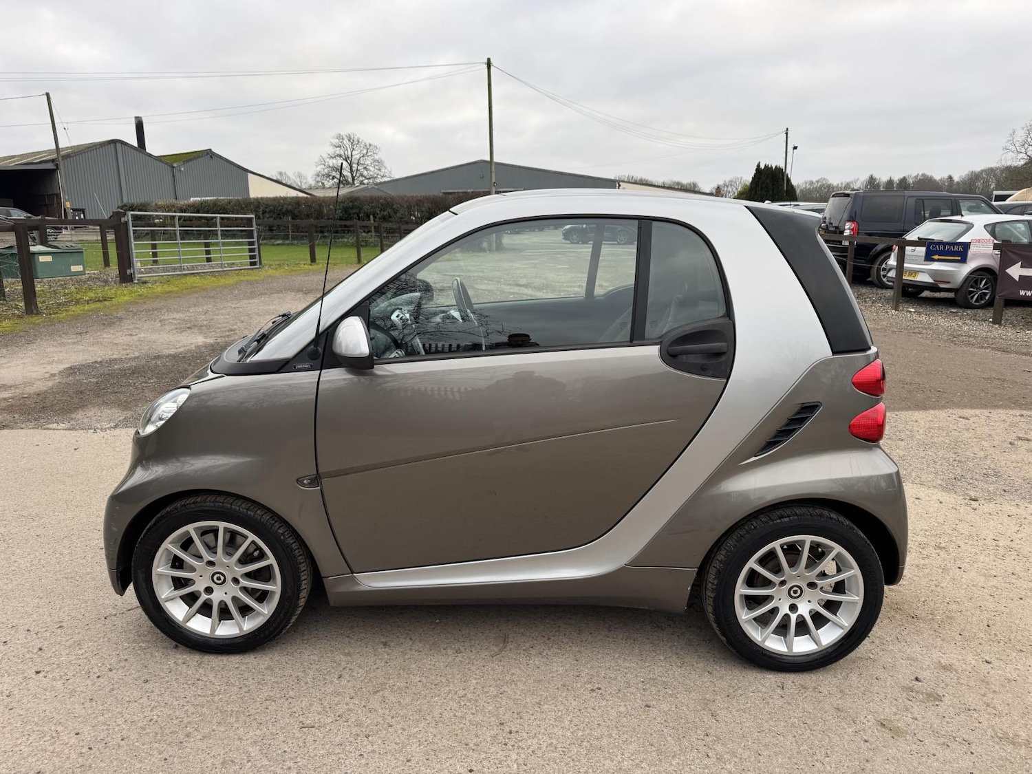 Used smart fortwo 2011 for sale - 77063588: Photo 5