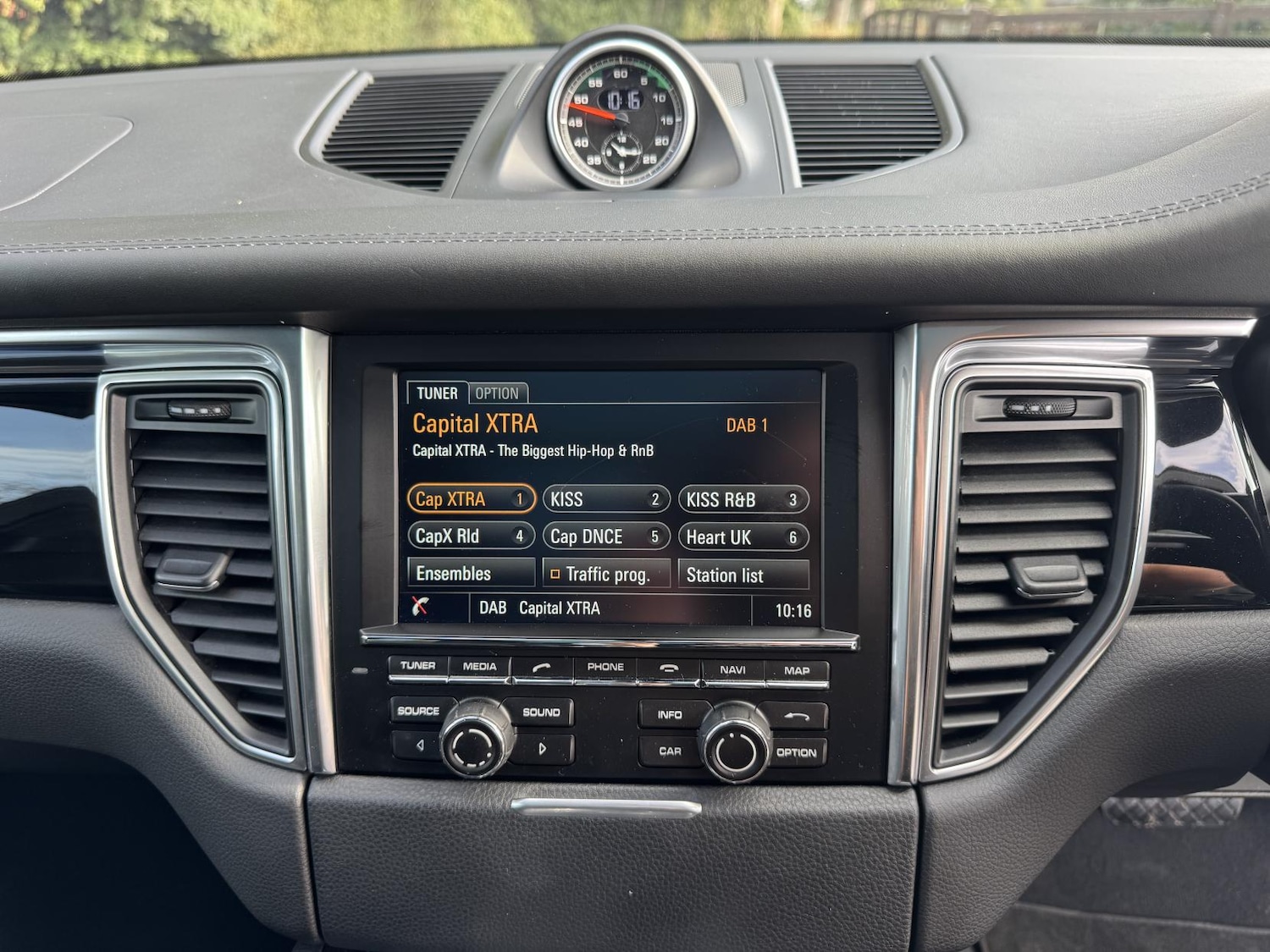 Used Porsche Macan 2015 for sale - 77233711: Photo 21