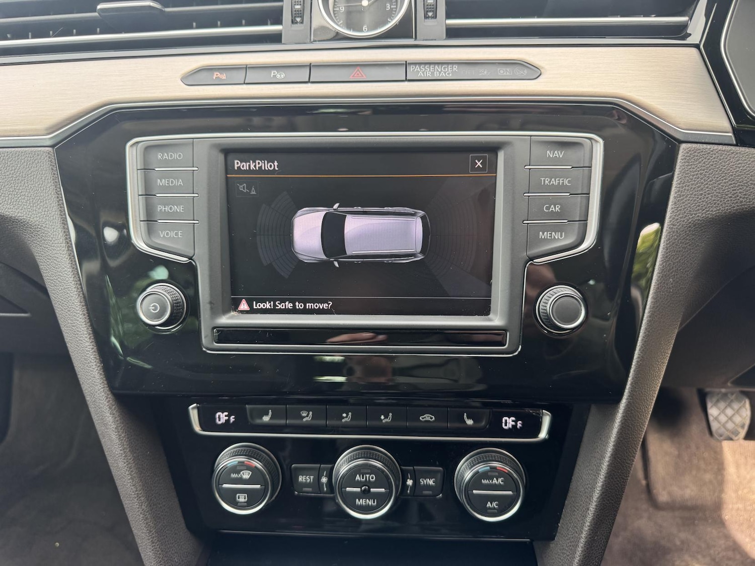 Used Volkswagen Passat 2015 for sale - 78199297: Photo 15