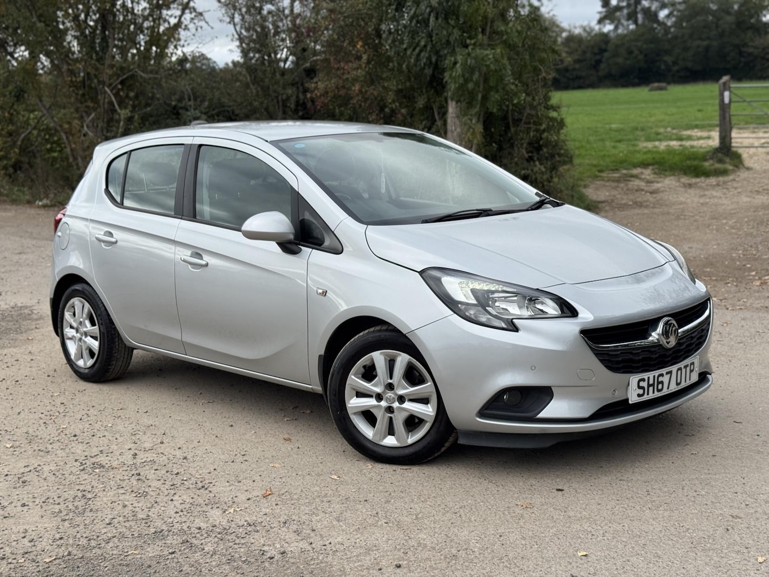 Used Vauxhall Corsa 2017 for sale - 76726208: Photo 1