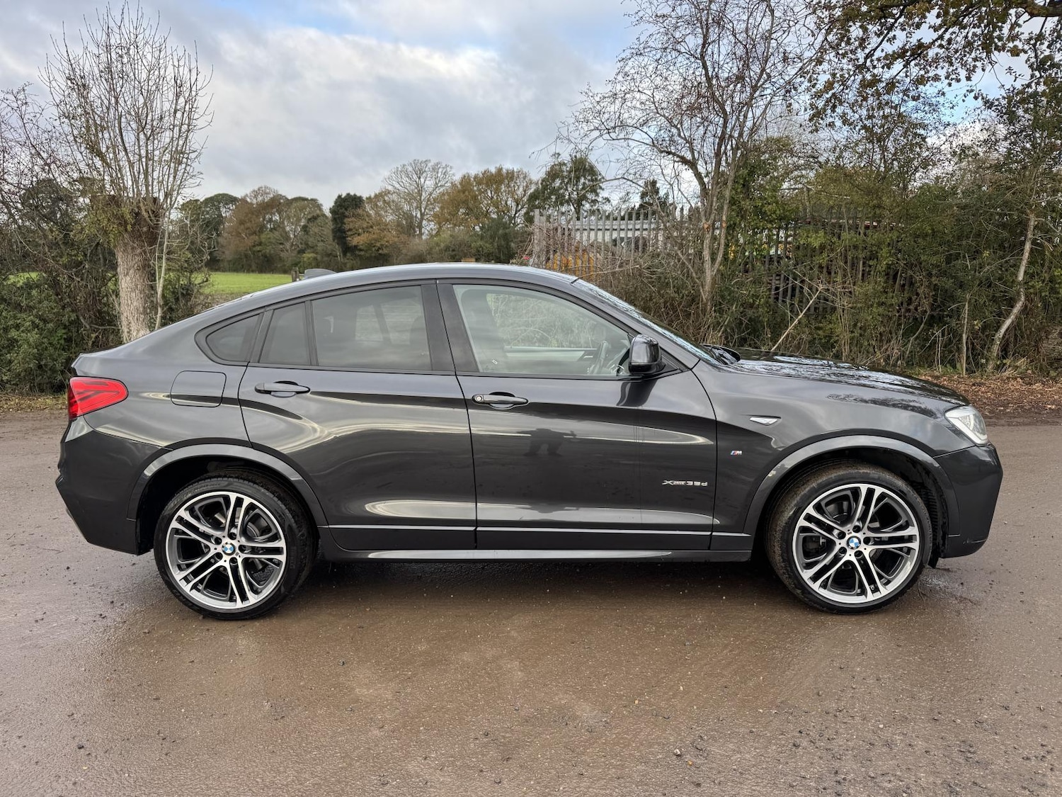 Used BMW X4 2018 for sale - 76726209: Photo 2