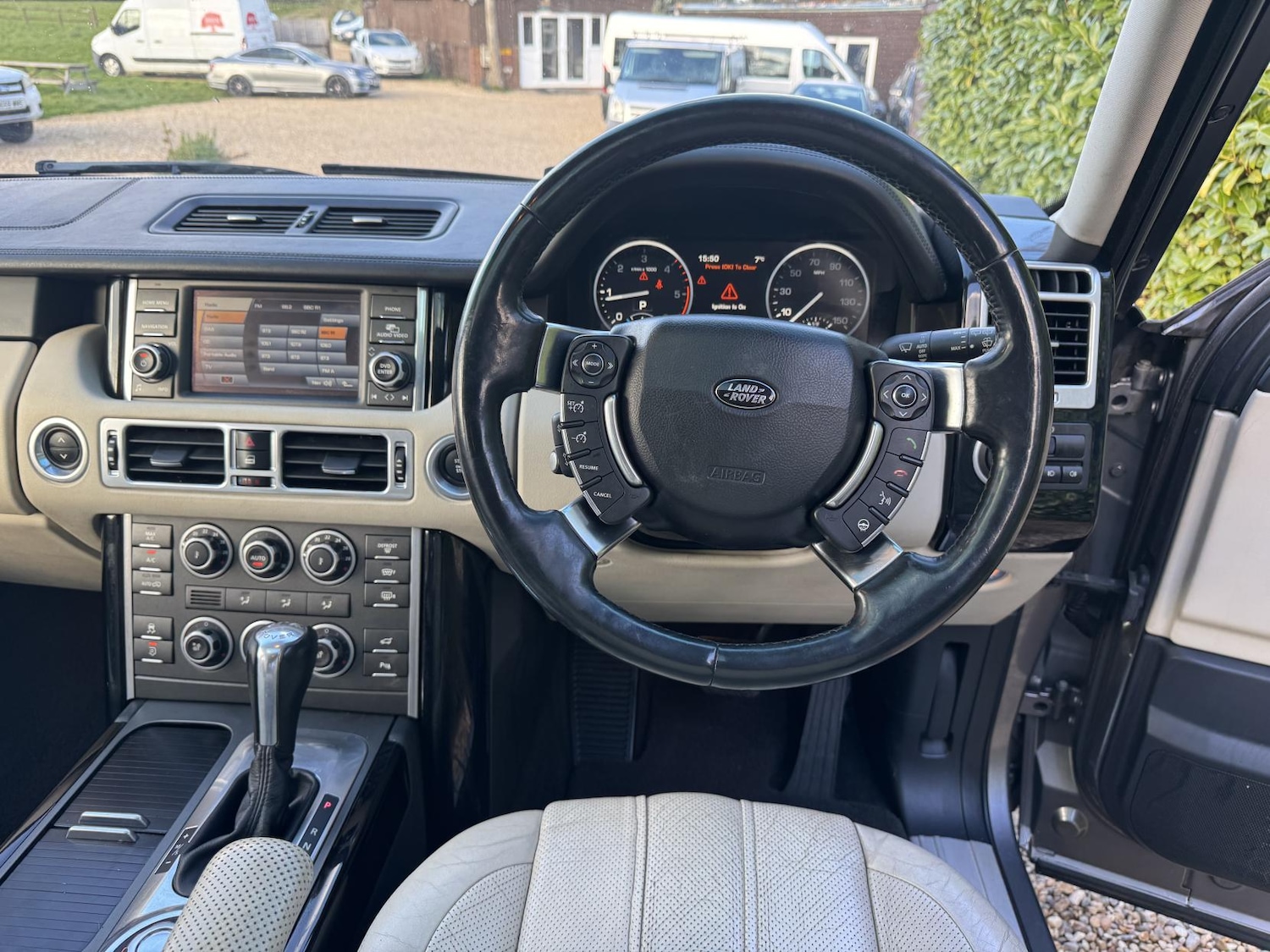 Used Land Rover Range Rover 2010 for sale - 78018716: Photo 15