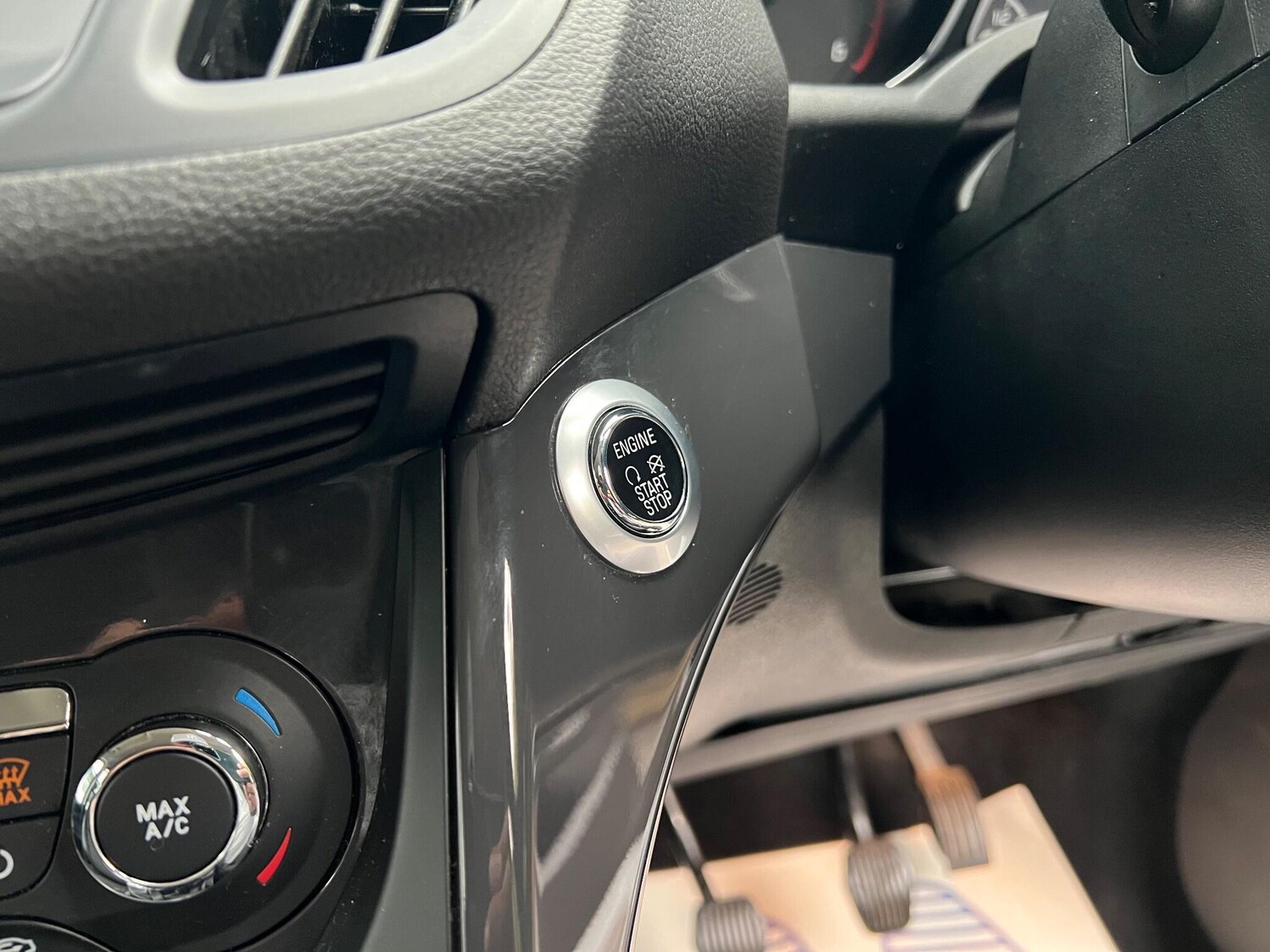 Used Ford Kuga 2016 for sale - 78172264: Photo 35