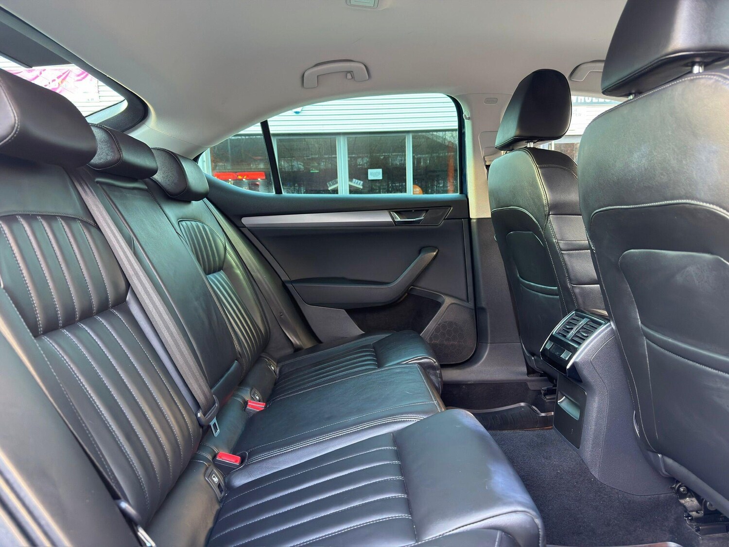 Used Skoda Superb 2017 for sale - 78172267: Photo 29