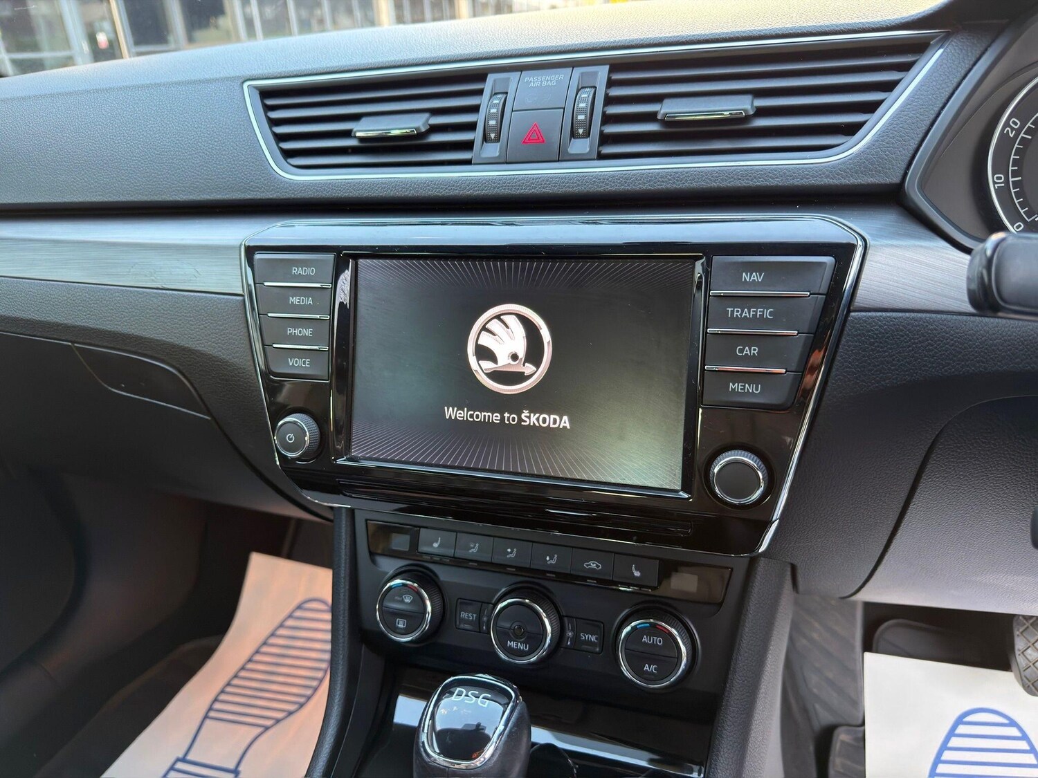 Used Skoda Superb 2017 for sale - 78172267: Photo 36