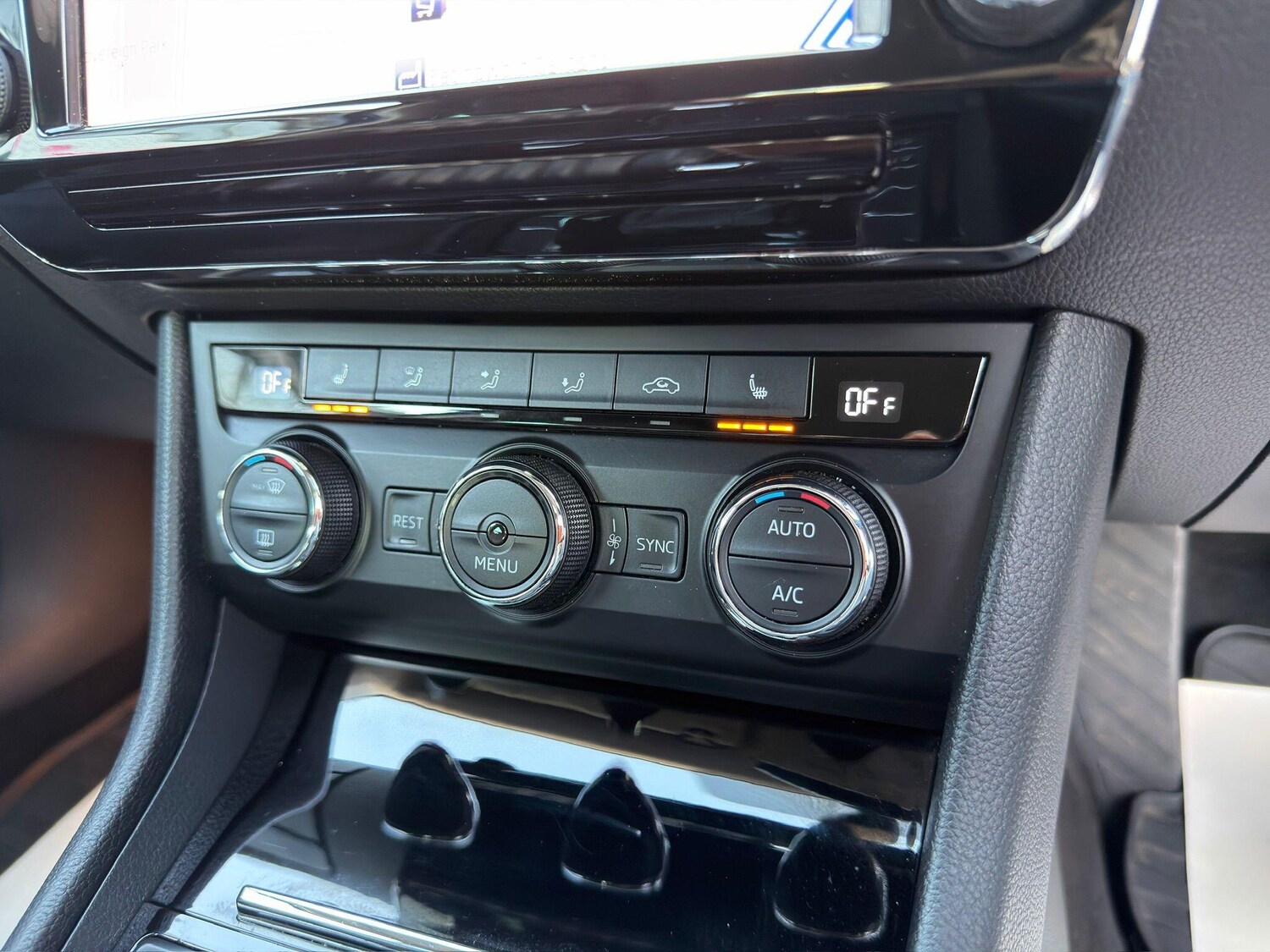 Used Skoda Superb 2017 for sale - 78172267: Photo 39