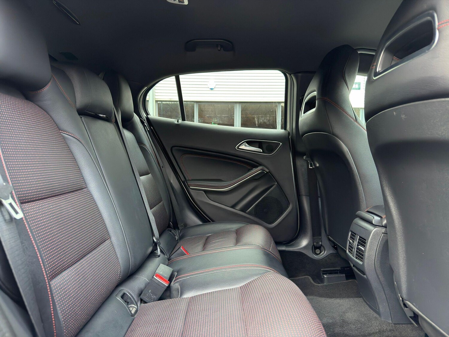 Used Mercedes-Benz GLA 2018 for sale - 78172265: Photo 28