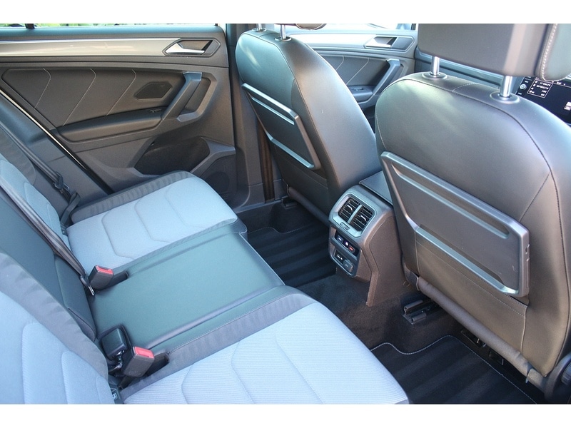 Used Volkswagen Tiguan 2019 for sale - 77220180: Photo 27