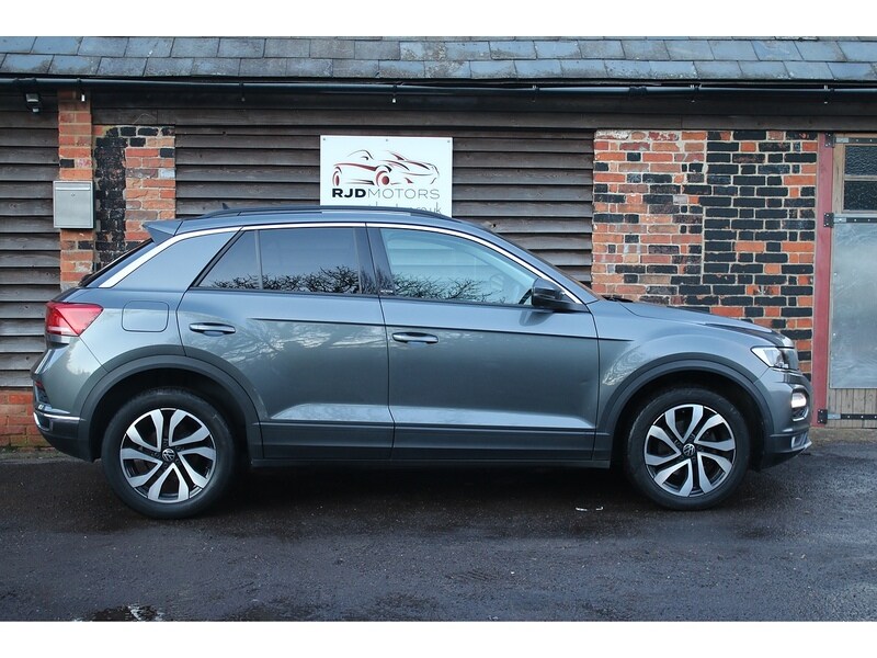 Used Volkswagen T-Roc for sale - 77515225: Photo 11