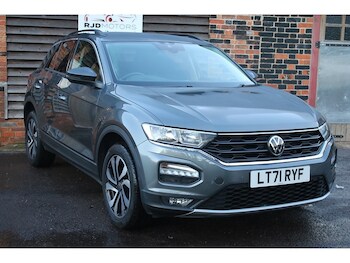 Used Volkswagen T-Roc 2021 for sale - 77515225: Photo